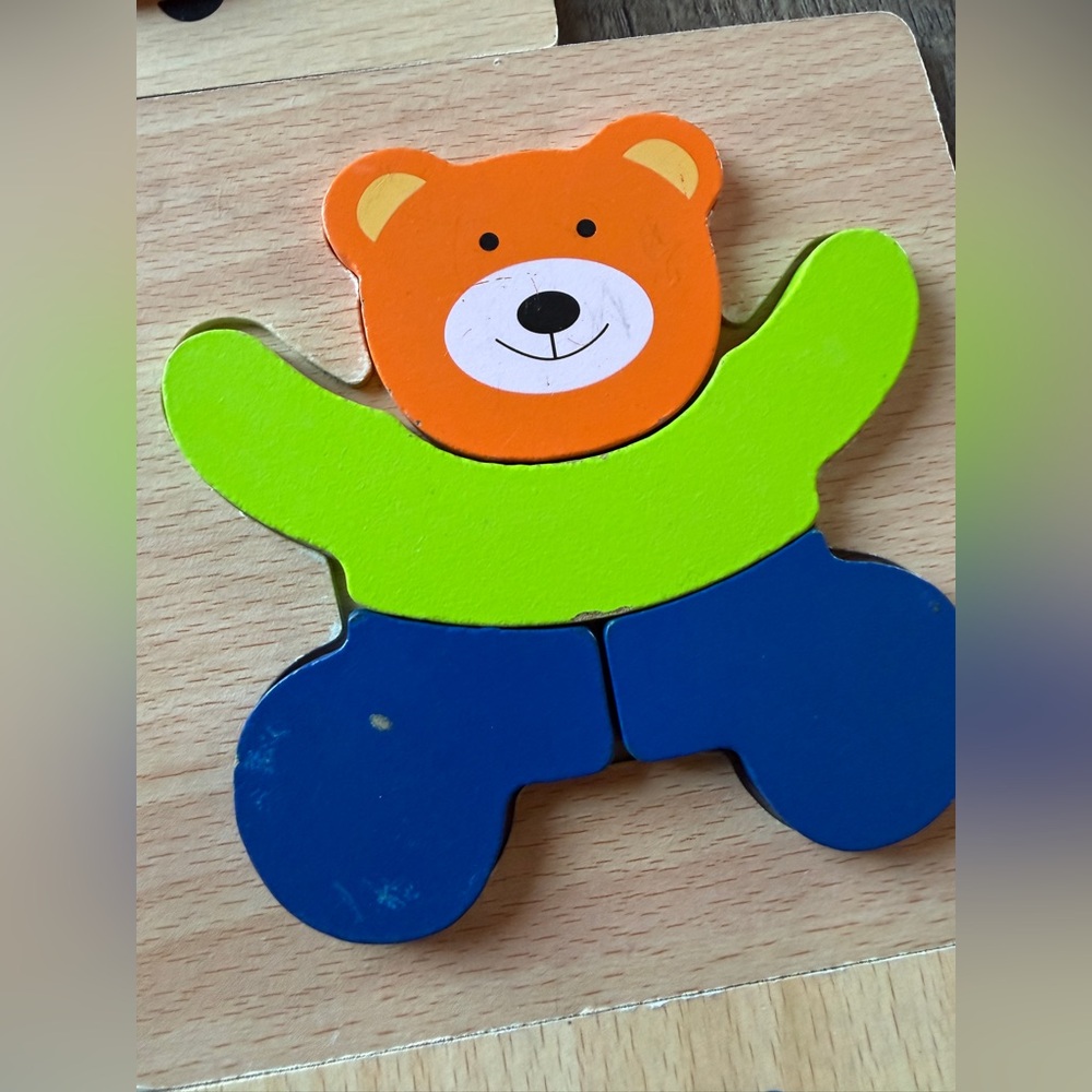 Vibrant Wooden Animal Puzzle Set for Kids - Picture 4 of 6